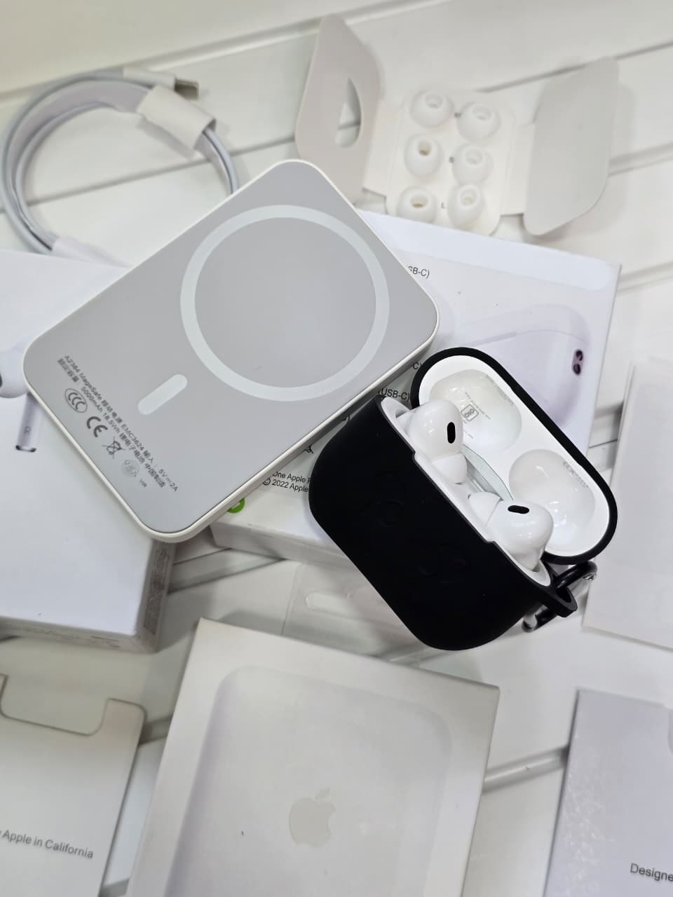 Airpods Pro 2 & MagSafe Wireless PowerBank Combo - Image 4